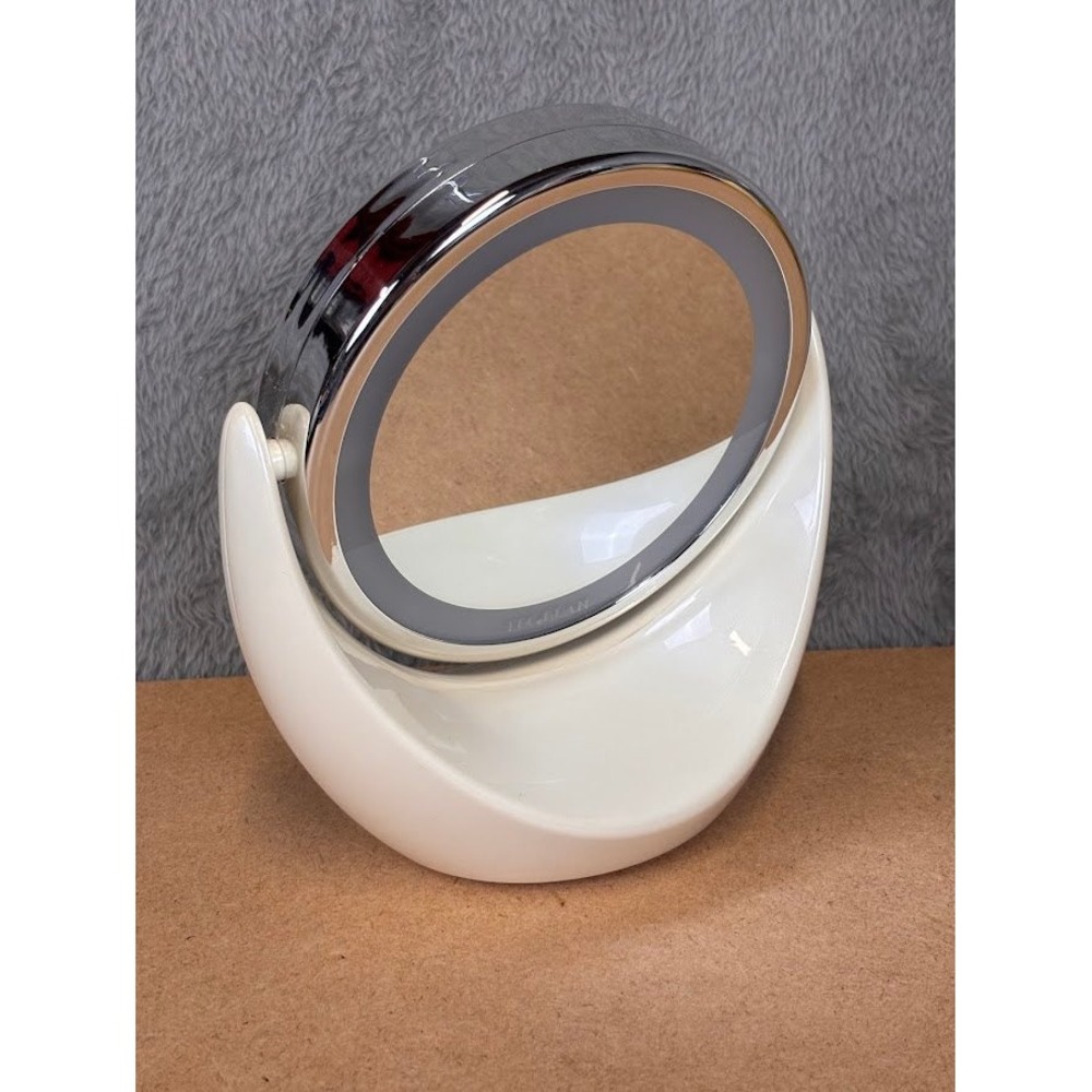 TEC.BEAN Lighted Makeup Mirror White Chrome LED Ring Light Battery Op Round